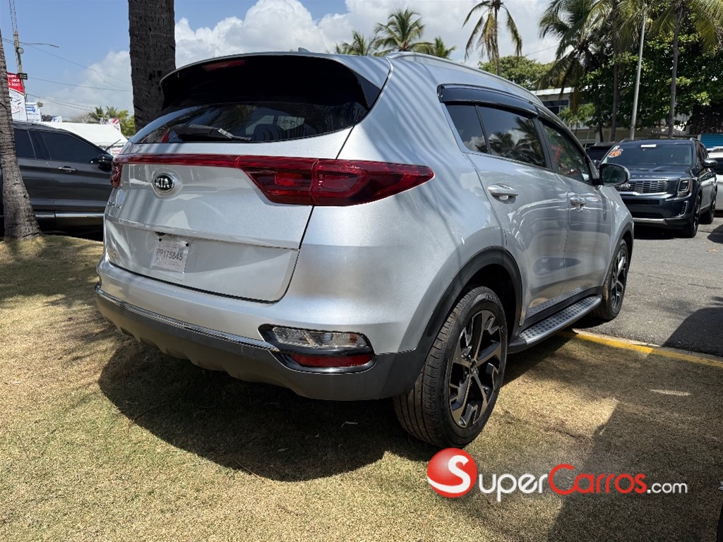 2020 Kia Sportage — foto 2 / 6