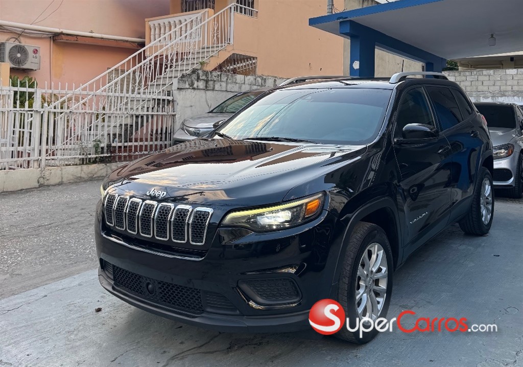 2021 Jeep Cherokee Latitude — foto 2 / 9
