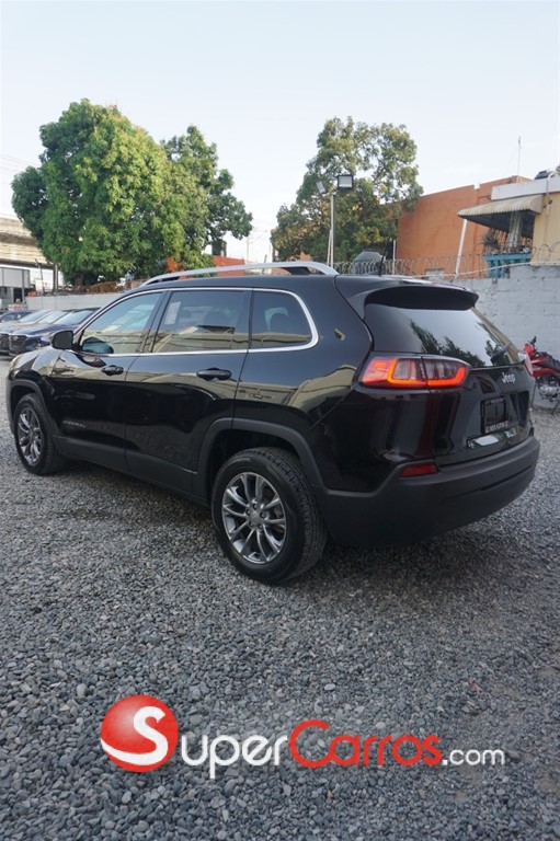 2020 Jeep Cherokee Latitude — foto 6 / 11