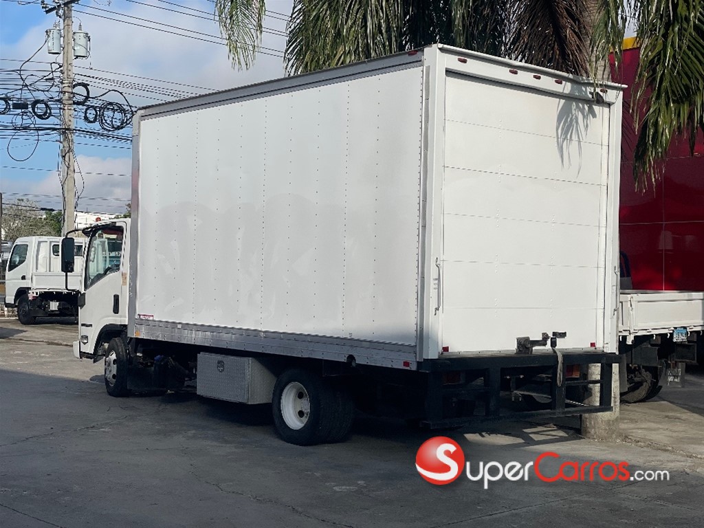 2014 Isuzu NPR 14 pies — foto 3 / 7