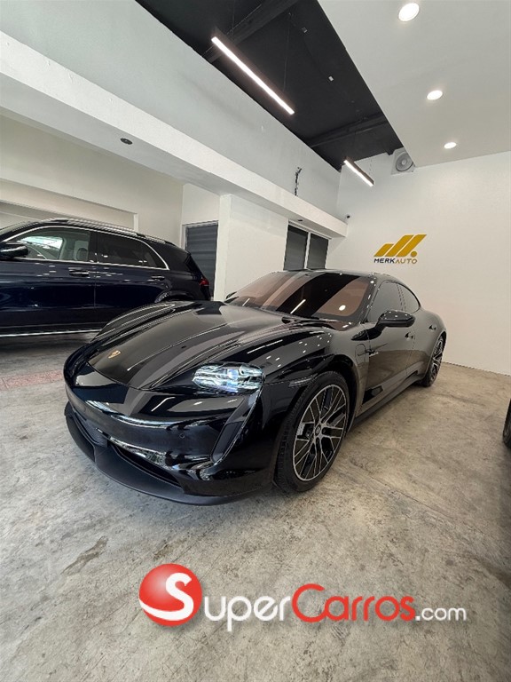 2021 Porsche Taycan 4S — foto 2 / 12
