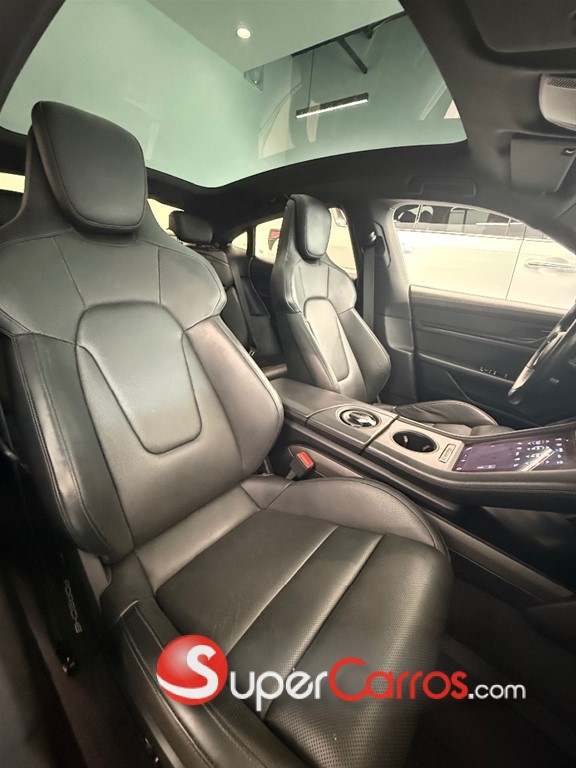 2021 Porsche Taycan 4S — foto 10 / 12