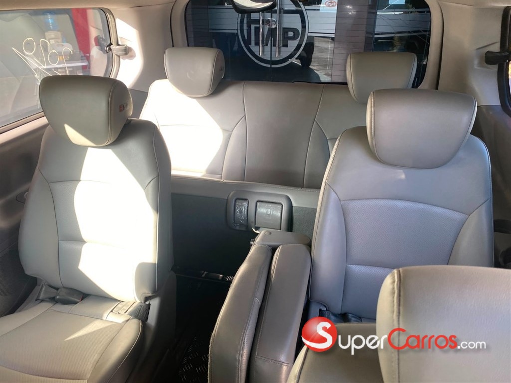 2020 Hyundai Grand Starex — foto 3 / 7