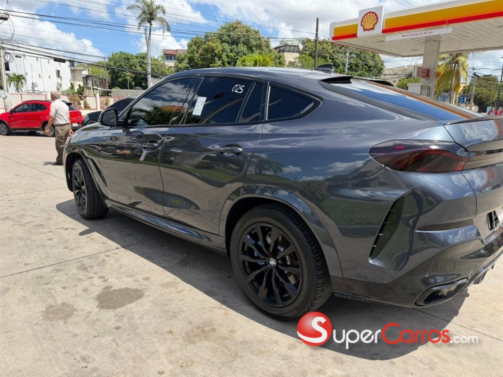 2021 BMW X 6 — foto 4 / 6