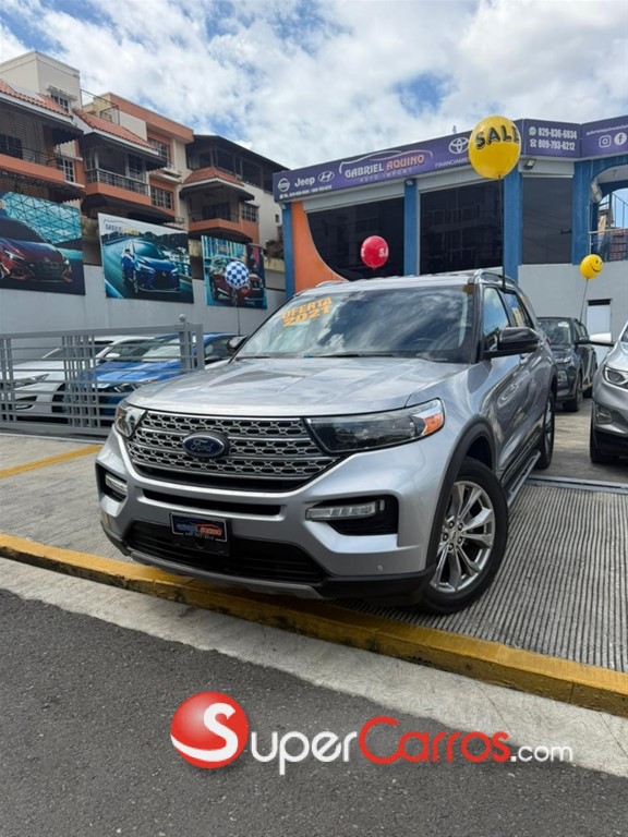 2021 Ford Excursion Limited — foto 2 / 11