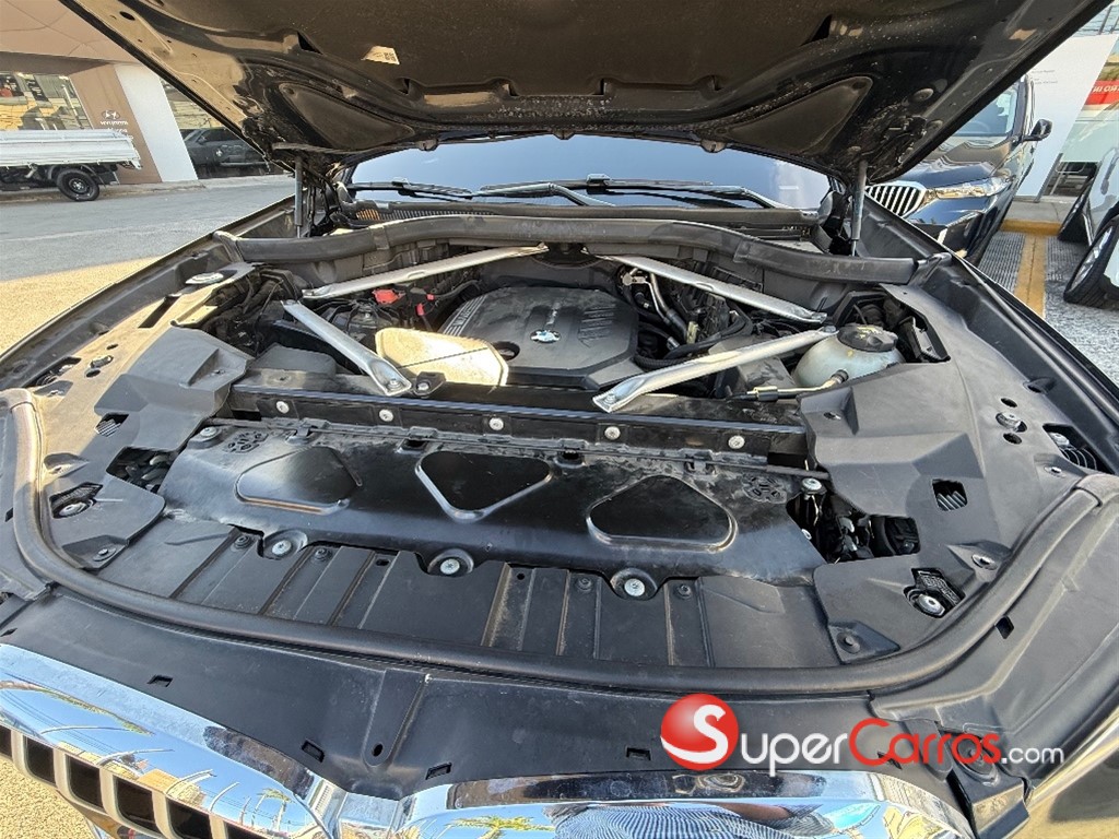 2021 BMW X 5 25D — foto 10 / 11