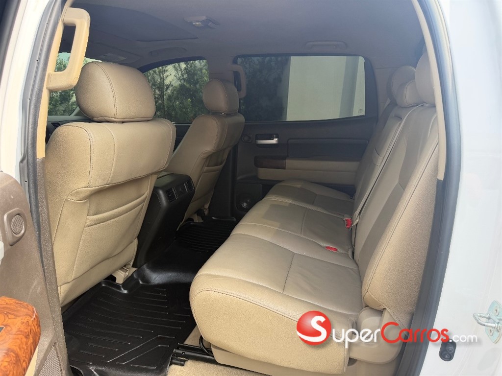 2010 Toyota Tundra LIMITED — foto 6 / 9