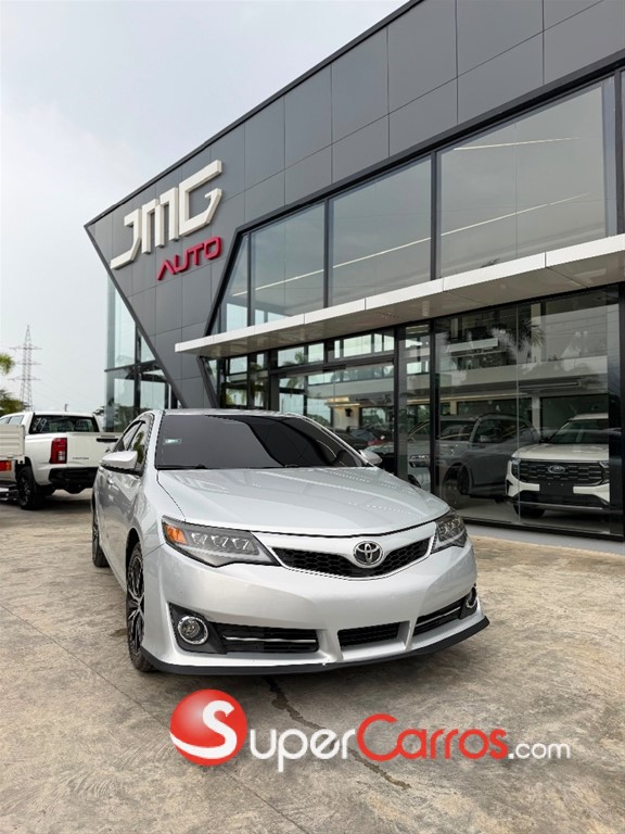 2014 Toyota Camry LE