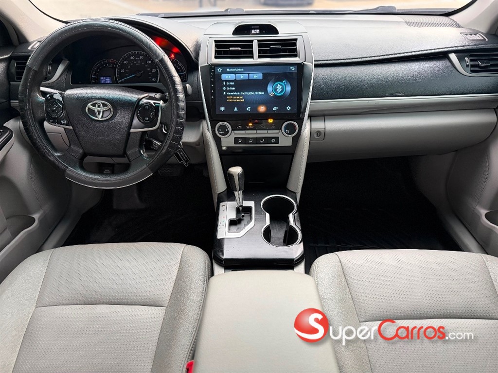 2014 Toyota Camry LE — foto 9 / 10