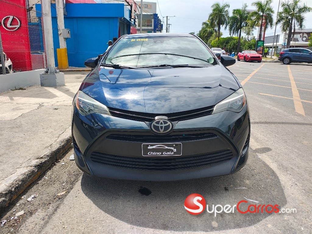 2018 Toyota Corolla LE — foto 3 / 9
