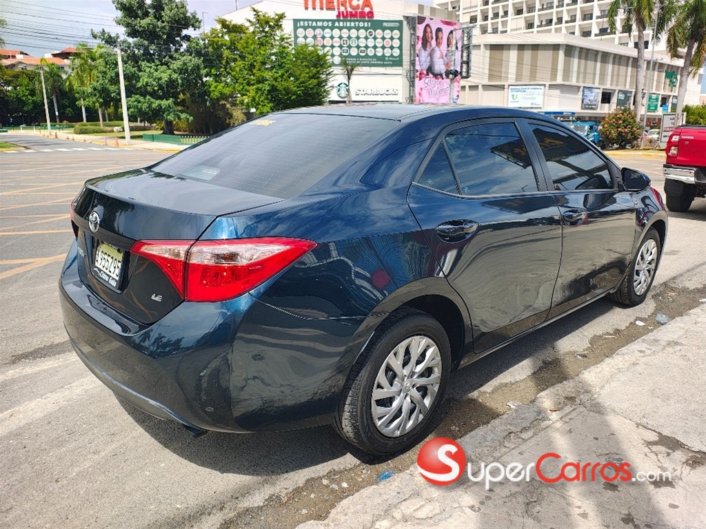 2018 Toyota Corolla LE — foto 6 / 9