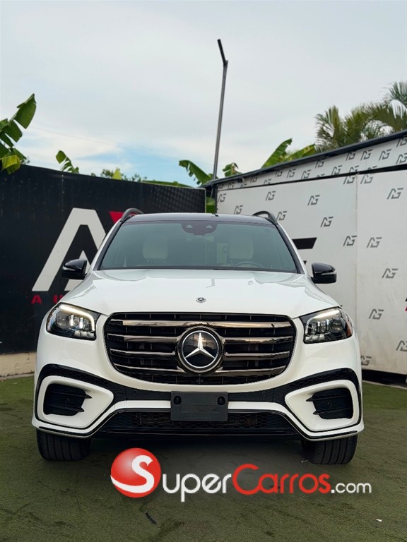 2024 Mercedes-Benz Clase GLS 450 4MATIC AMG — foto 2 / 10