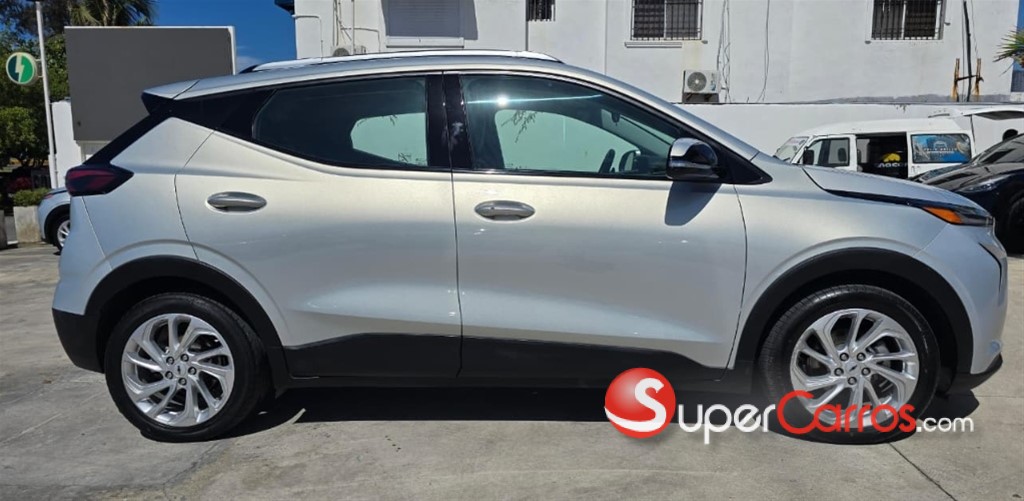 2023 Chevrolet Bolt — foto 8 / 12