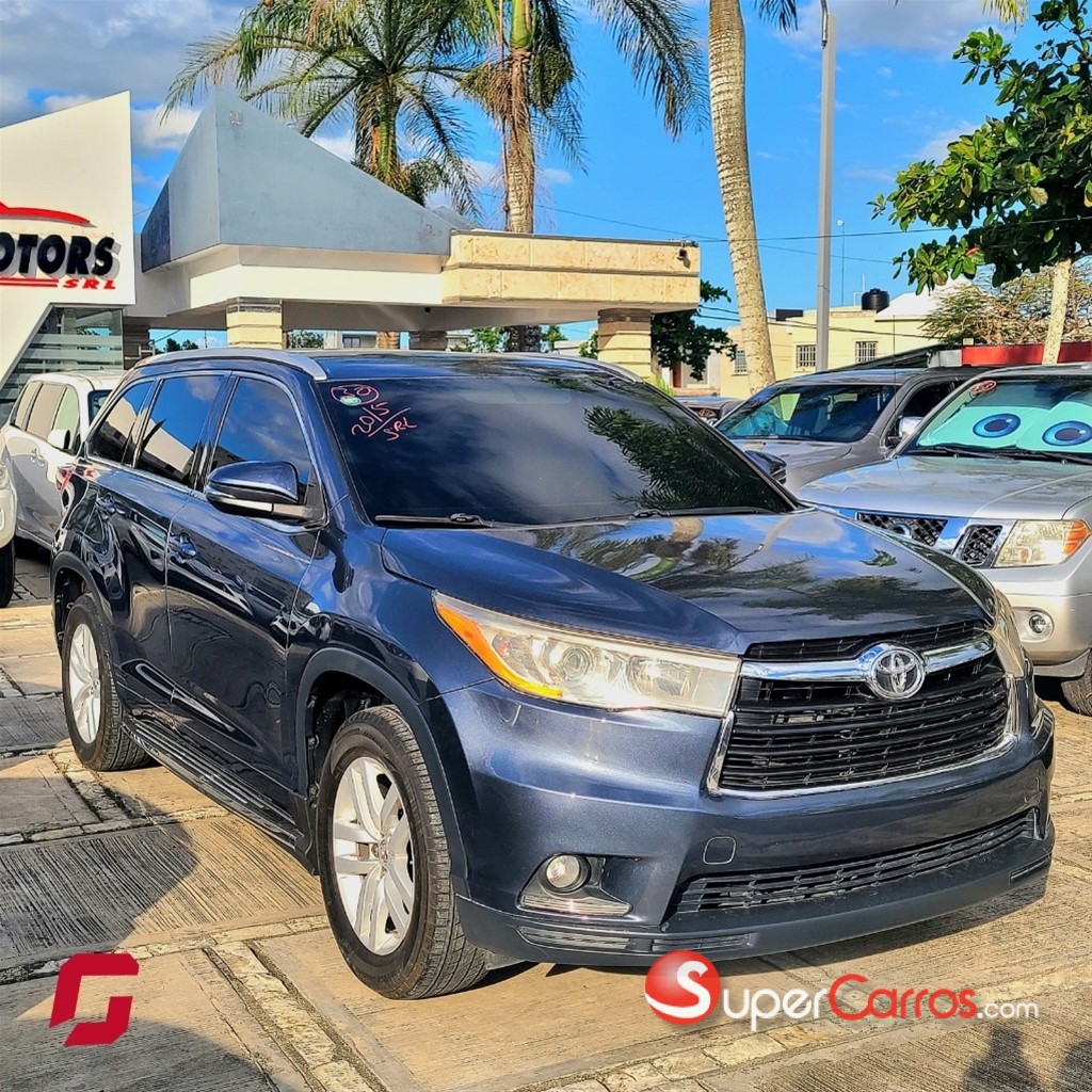 2015 Toyota Highlander LE