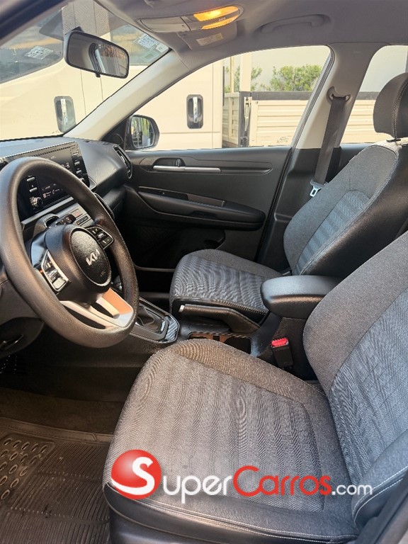 2024 Kia Sonet — foto 6 / 8