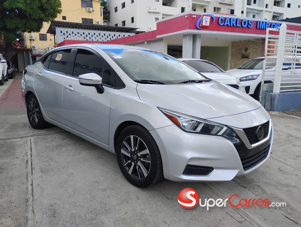 2021 Nissan Versa SV — foto 3 / 12