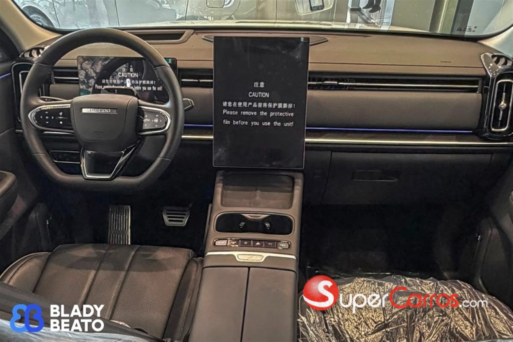 2026 JAECOO J7 — foto 8 / 12