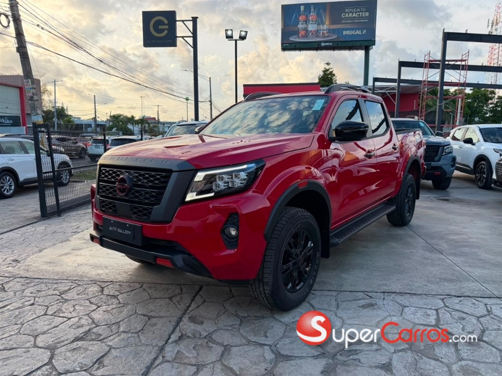 2027 Nissan Frontier Pro-4X — foto 3 / 11