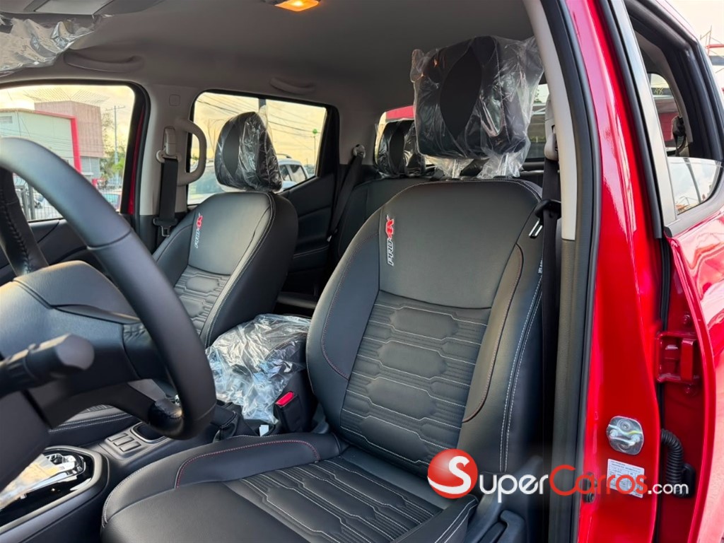 2027 Nissan Frontier Pro-4X — foto 9 / 11