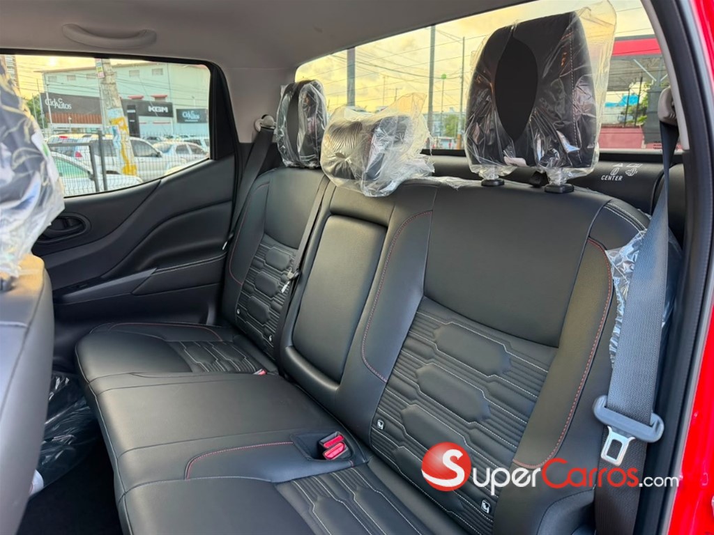 2027 Nissan Frontier Pro-4X — foto 10 / 11