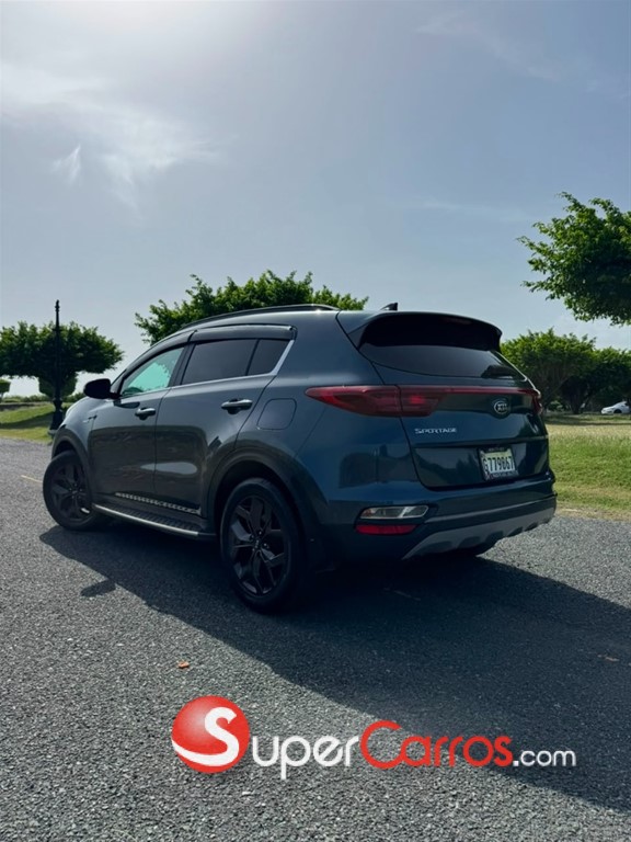 2020 Kia Sportage S — foto 2 / 10