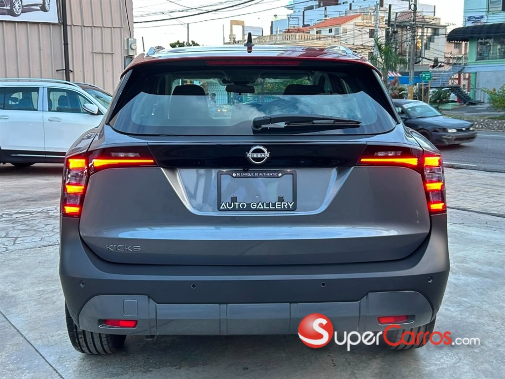 2027 Nissan Kicks Exclusive — foto 6 / 12