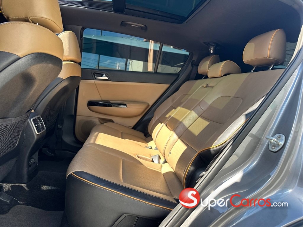 2019 Kia Sportage SX — foto 8 / 12