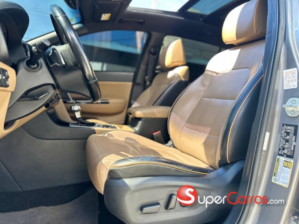 2019 Kia Sportage SX — foto 9 / 12