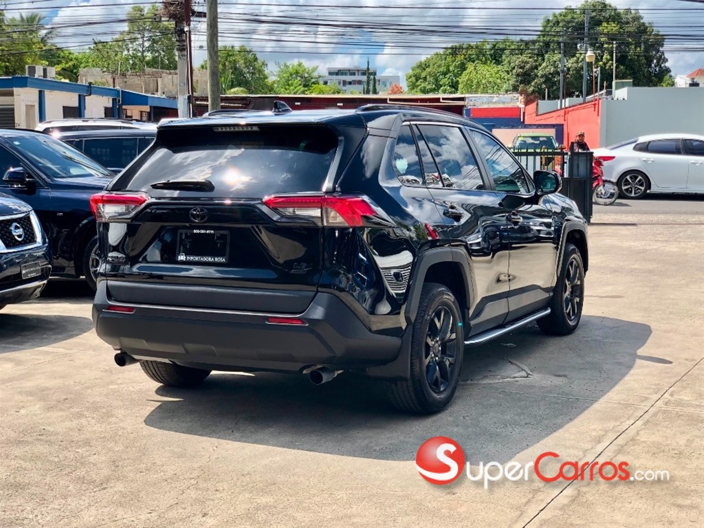 2021 Toyota RAV4 LE — foto 4 / 10