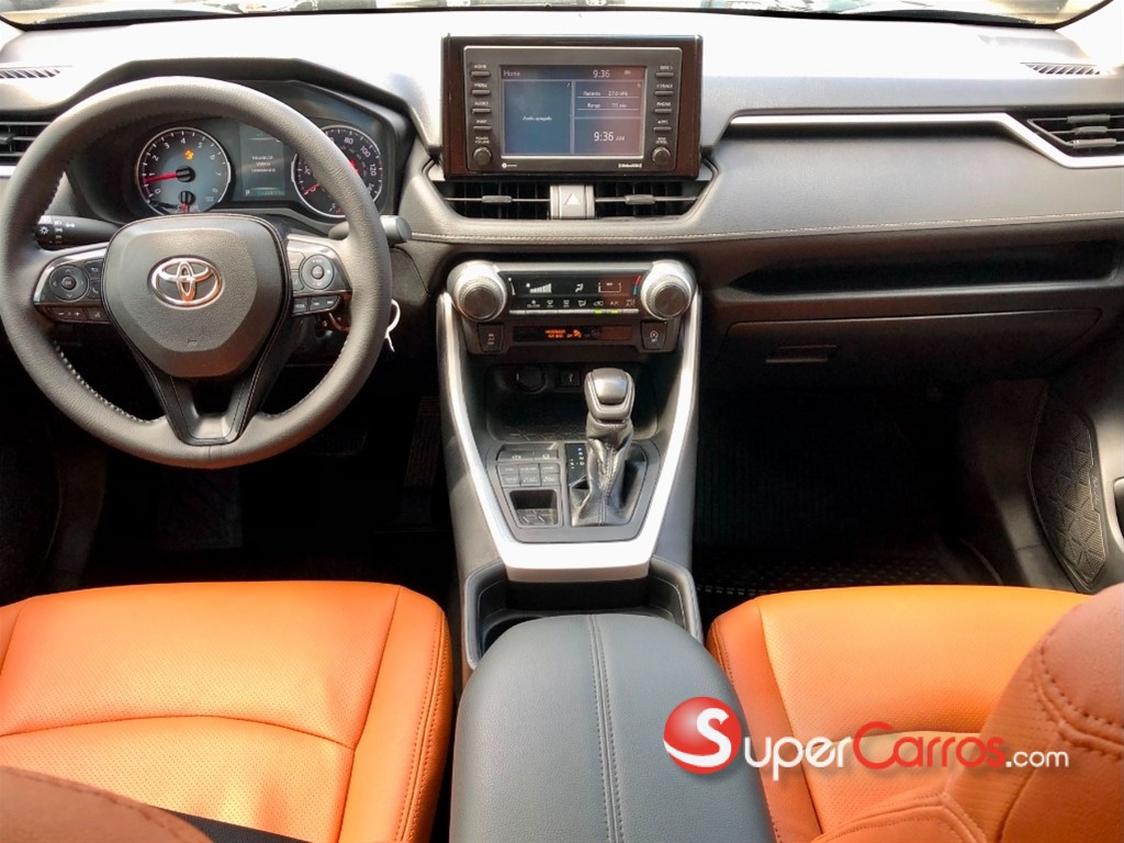 2021 Toyota RAV4 LE — foto 6 / 10