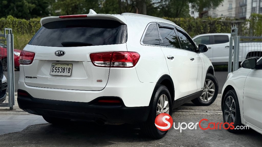 2016 Kia Sorento EX — foto 4 / 10