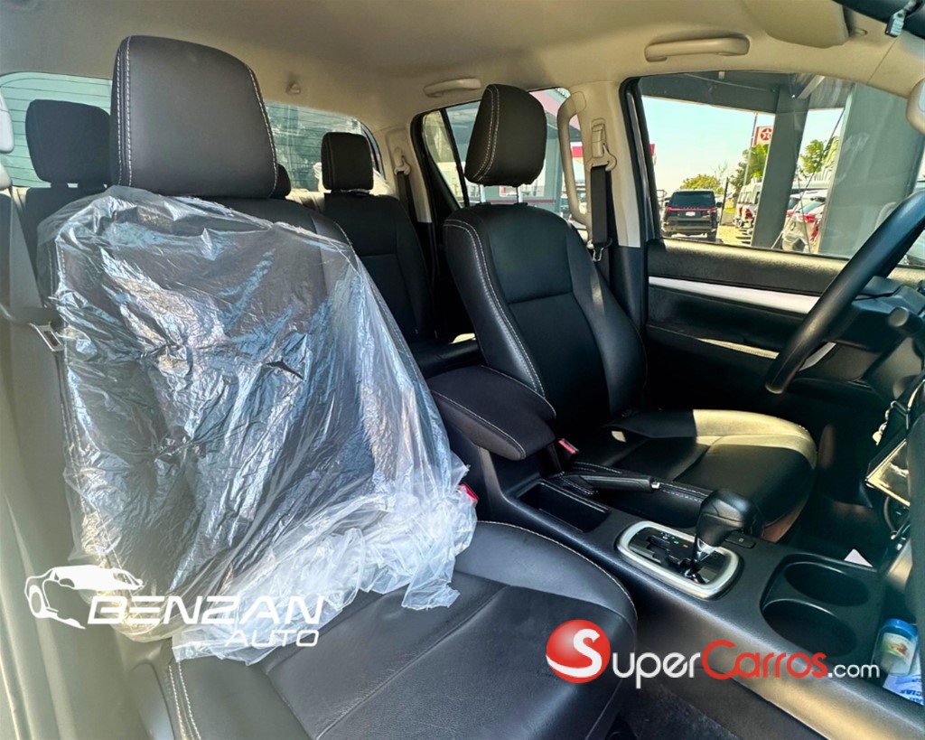 2023 Toyota Hilux 2.4 — foto 8 / 10