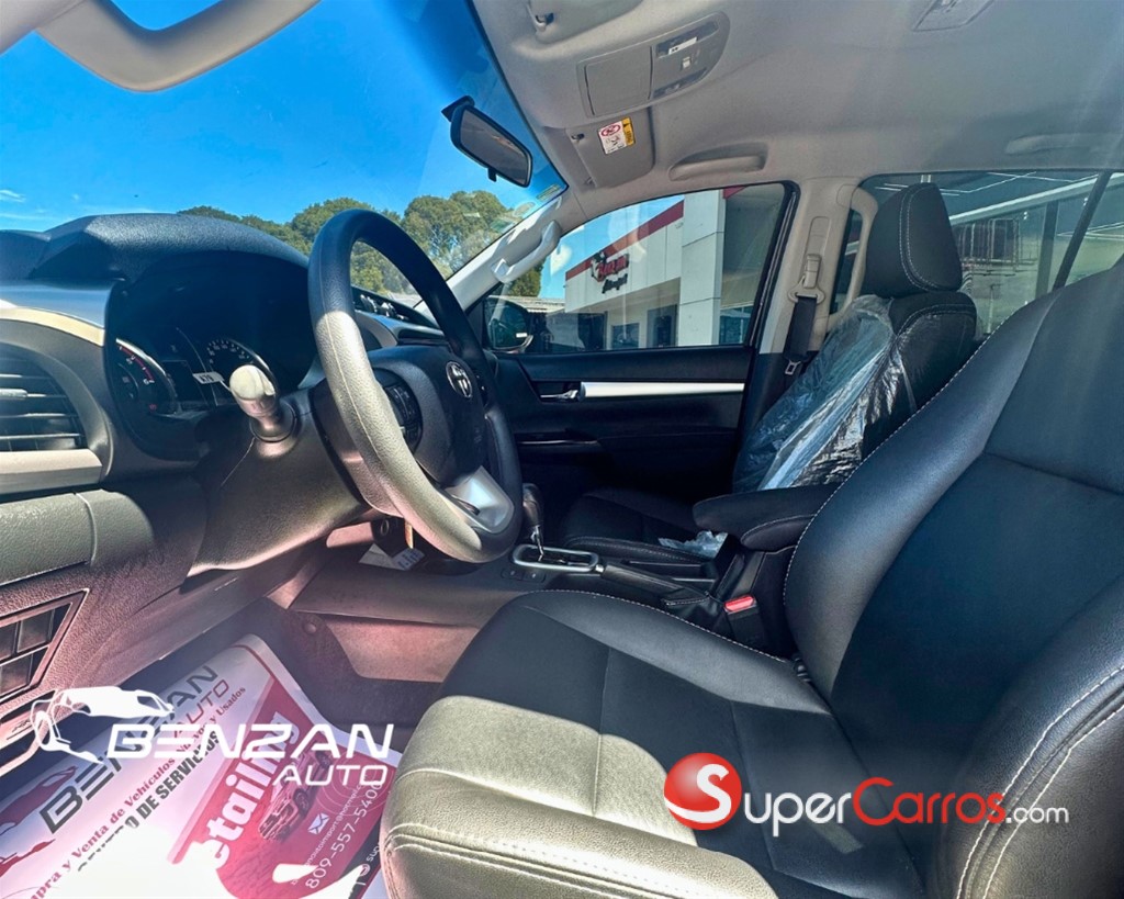 2023 Toyota Hilux 2.4 — foto 9 / 10