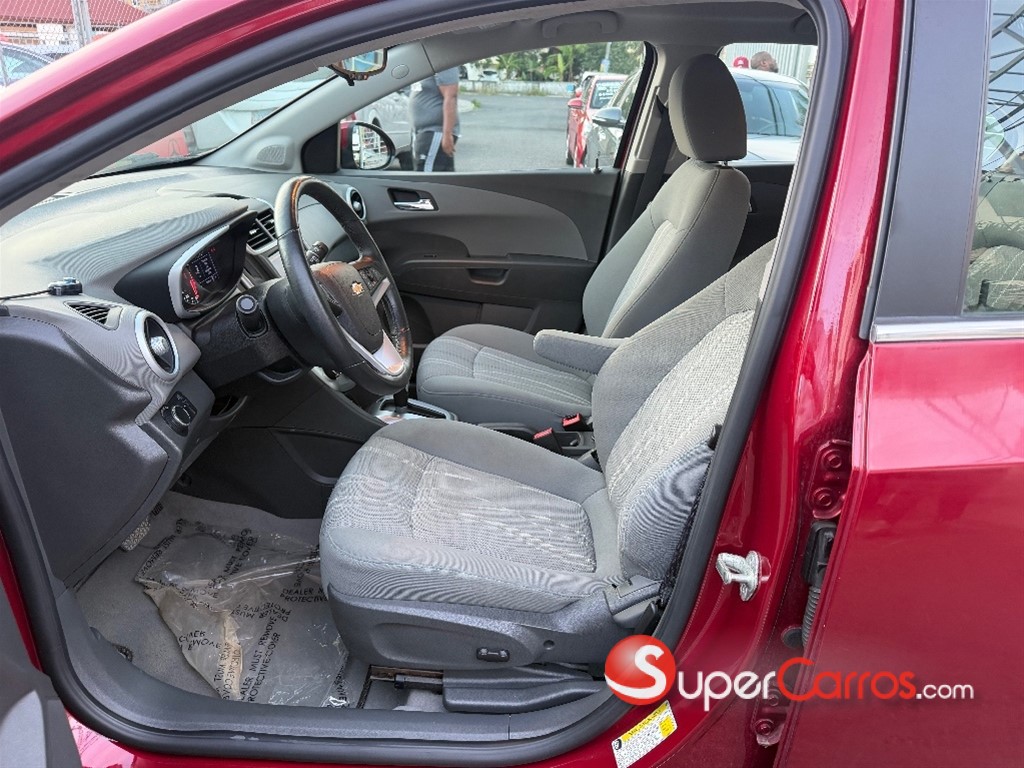 2020 Chevrolet Sonic LT — foto 7 / 11