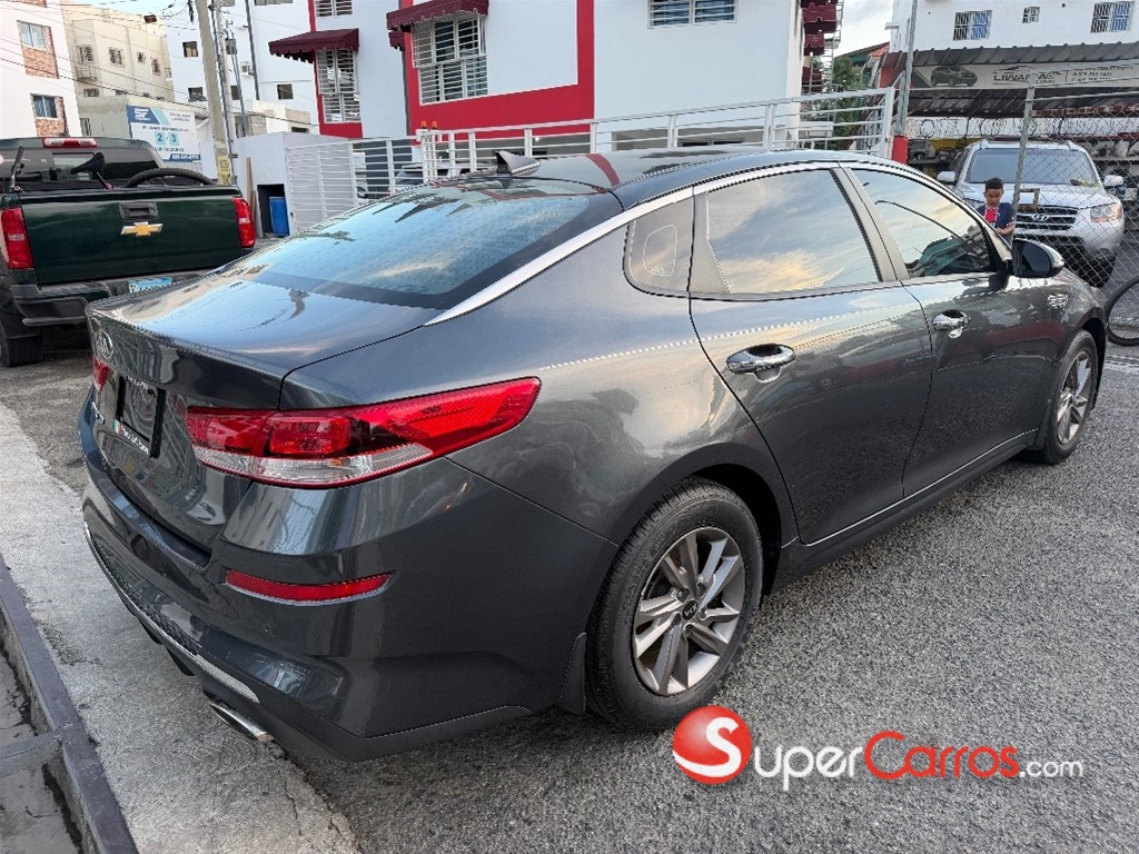2020 Kia Optima SE — foto 5 / 12