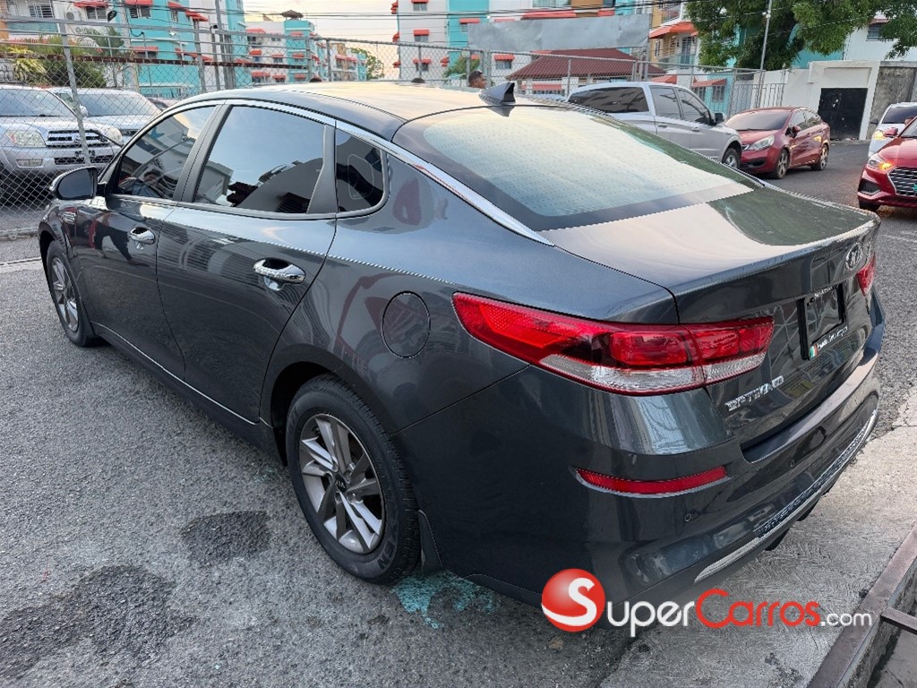 2020 Kia Optima SE — foto 6 / 12