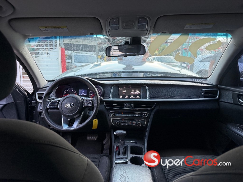 2020 Kia Optima SE — foto 9 / 12