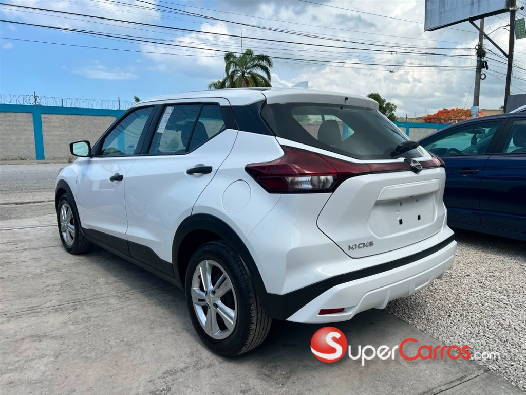 2023 Nissan Kicks S — foto 3 / 11