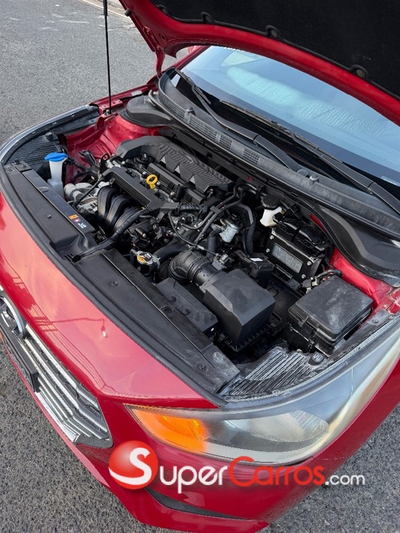 2021 Hyundai Accent SE — foto 10 / 11