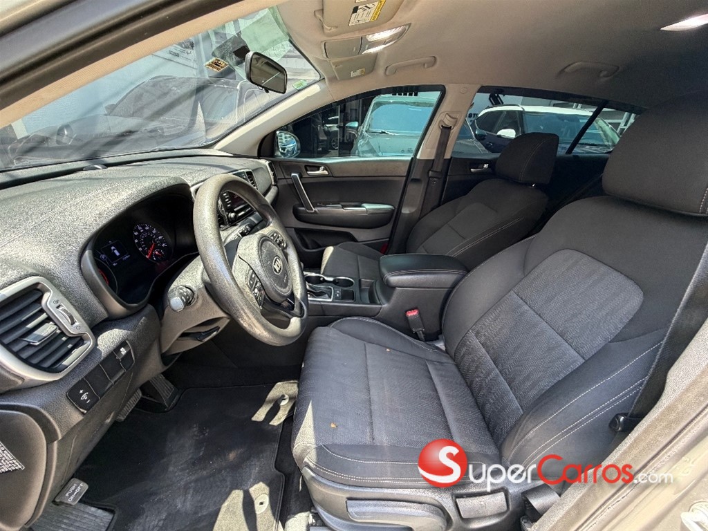2019 Kia Sportage LX — foto 6 / 10