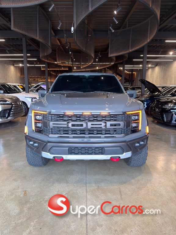 2021 Ford F 150 Raptor — foto 2 / 12
