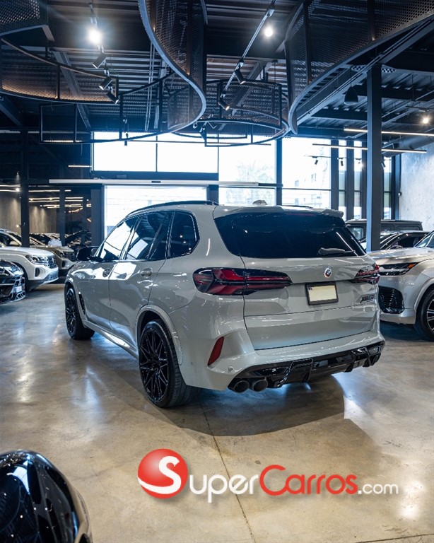 2025 BMW X 5 M COMPETITION — foto 8 / 12