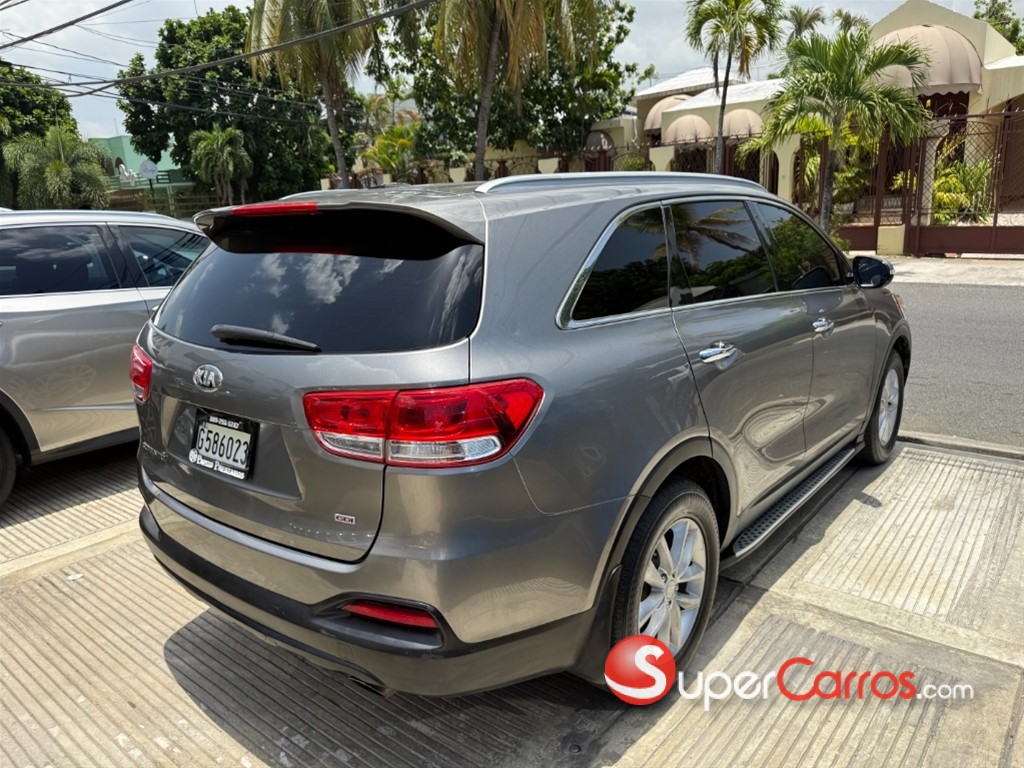 2016 Kia Sorento LX — foto 4 / 9