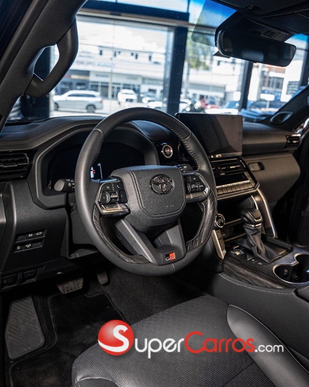 2025 Toyota Land Cruiser GR SPORT — foto 9 / 12