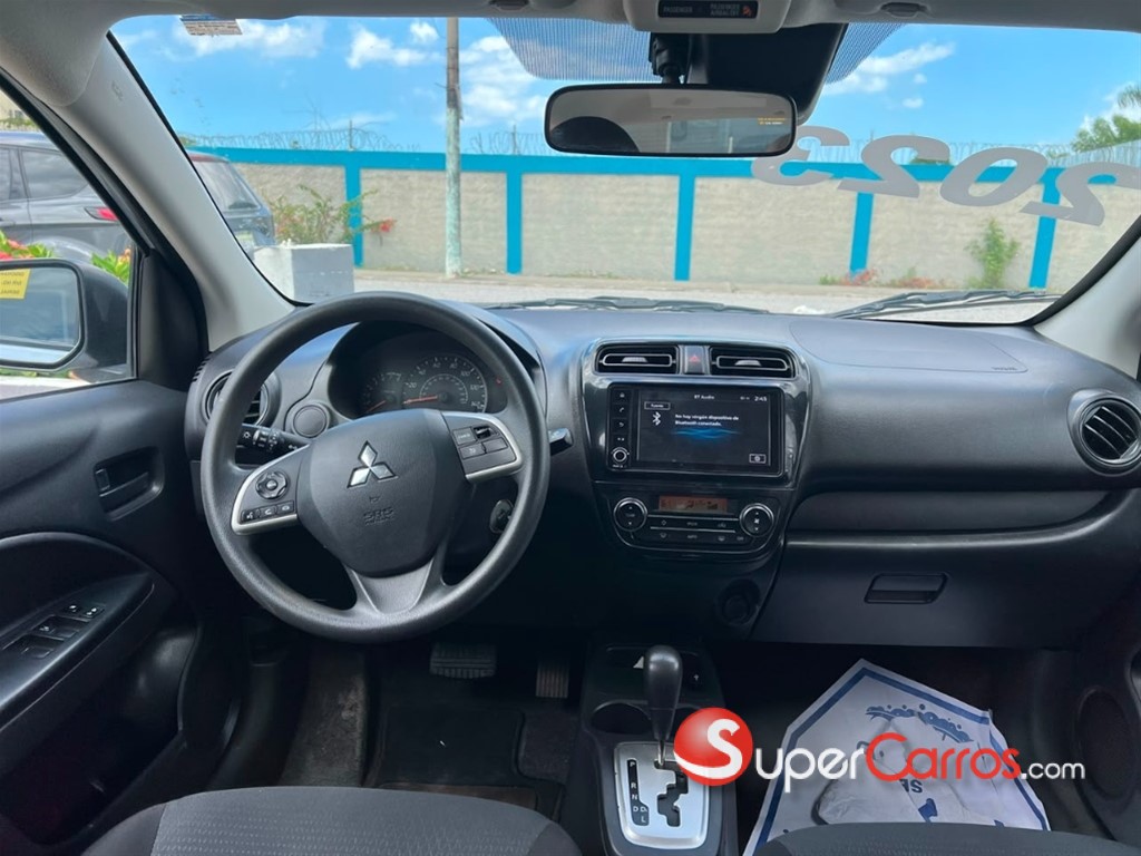 2023 Mitsubishi Motors Mirage G4 SE — foto 6 / 8