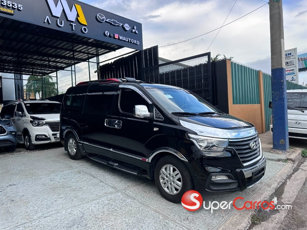 2020 Hyundai Grand Starex