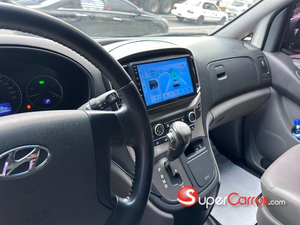 2020 Hyundai Grand Starex — foto 7 / 11