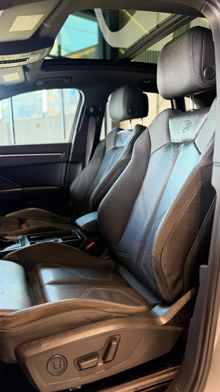 2021 Audi Q3 S Line — foto 10 / 12