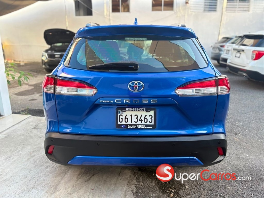 2023 Toyota Corolla Cross — foto 7 / 11