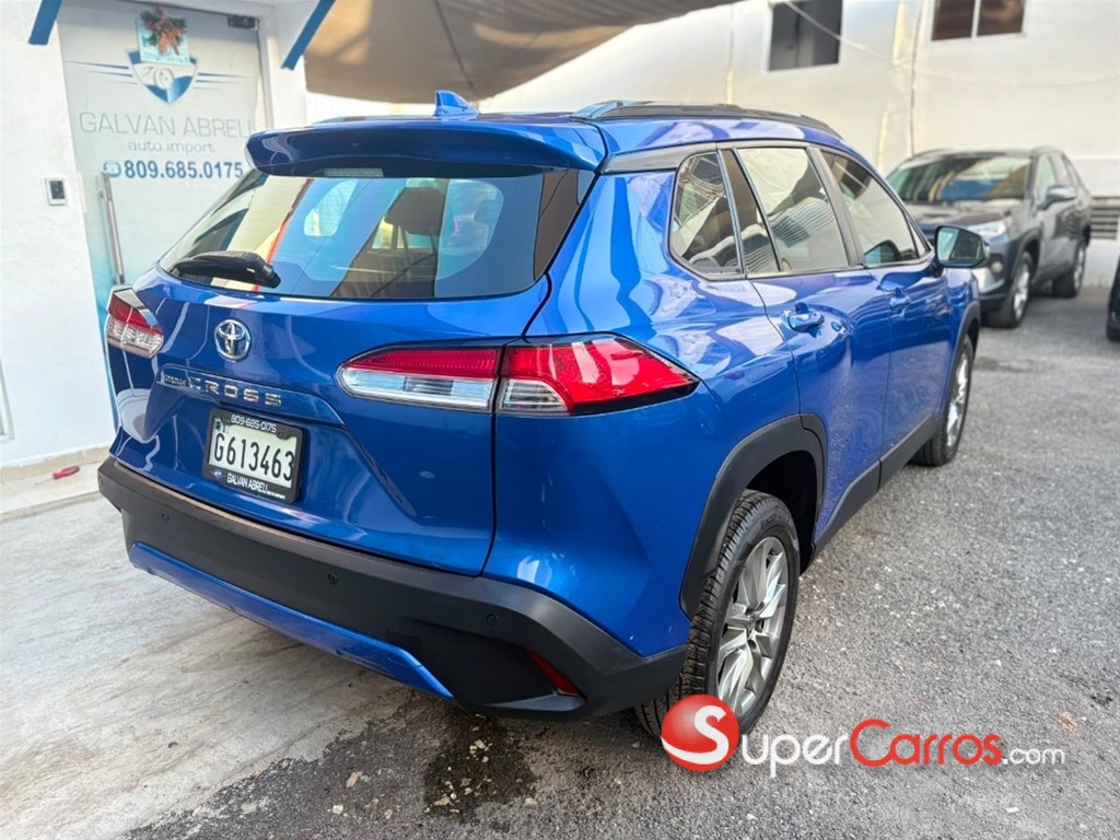 2023 Toyota Corolla Cross — foto 8 / 11